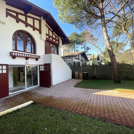 Holiday home Renovee S/mer: 4 Chambres, Jardin, Terrasse, Cuisine D'ete, Proche Dune Du Pilat, Parkings - Fr-1-420-81
