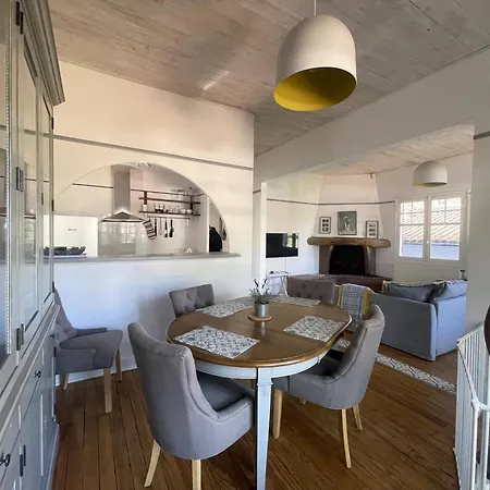 Ferienhaus Renovee S/mer: 4 Chambres, Jardin, Terrasse, Cuisine D'ete, Proche Dune Du Pilat, Parkings - Fr-1-420-81 Pyla-sur-Mer